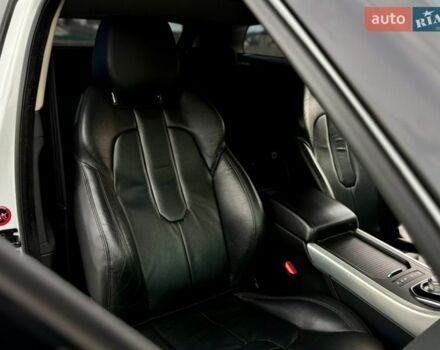 Білий Ленд Ровер Рендж Ровер Евок, об'ємом двигуна 2 л та пробігом 179 тис. км за 12500 $, фото 53 на Automoto.ua