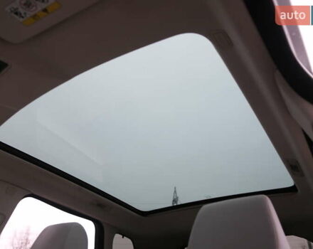 Белый Ленд Ровер Рендж Ровер Эвок, объемом двигателя 2.18 л и пробегом 202 тыс. км за 18000 $, фото 24 на Automoto.ua