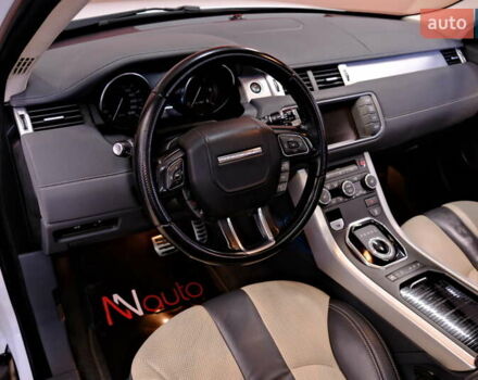 Белый Ленд Ровер Рендж Ровер Эвок, объемом двигателя 2.18 л и пробегом 180 тыс. км за 14900 $, фото 31 на Automoto.ua