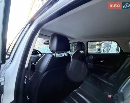 Белый Ленд Ровер Рендж Ровер Эвок, объемом двигателя 2 л и пробегом 168 тыс. км за 17400 $, фото 76 на Automoto.ua