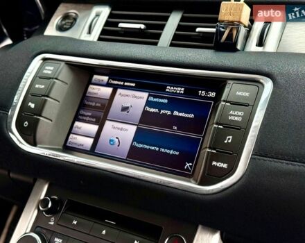 Білий Ленд Ровер Рендж Ровер Евок, об'ємом двигуна 2 л та пробігом 179 тис. км за 12500 $, фото 59 на Automoto.ua