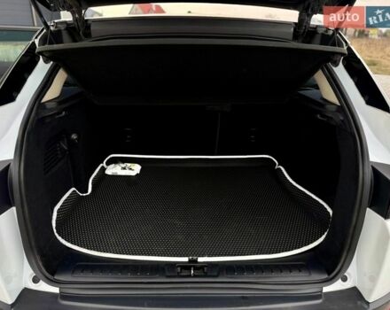 Білий Ленд Ровер Рендж Ровер Евок, об'ємом двигуна 2 л та пробігом 179 тис. км за 12500 $, фото 49 на Automoto.ua