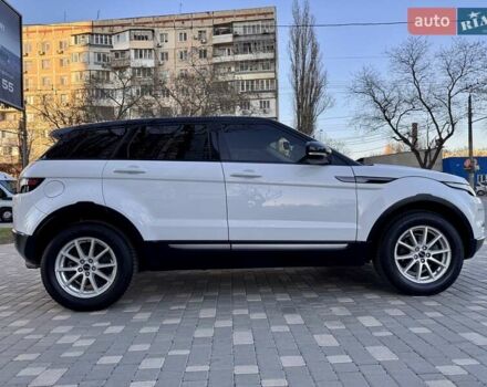 Белый Ленд Ровер Рендж Ровер Эвок, объемом двигателя 2 л и пробегом 168 тыс. км за 17800 $, фото 60 на Automoto.ua