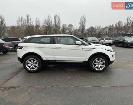 Белый Ленд Ровер Рендж Ровер Эвок, объемом двигателя 2 л и пробегом 144 тыс. км за 18500 $, фото 3 на Automoto.ua
