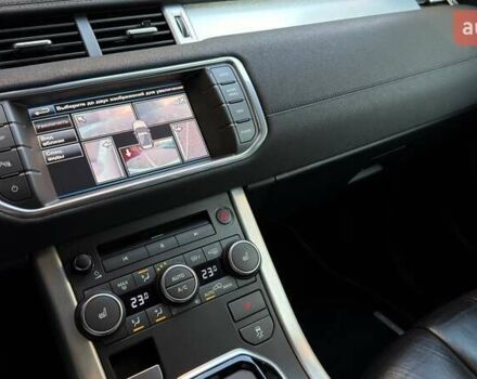 Белый Ленд Ровер Рендж Ровер Эвок, объемом двигателя 2 л и пробегом 142 тыс. км за 13750 $, фото 27 на Automoto.ua