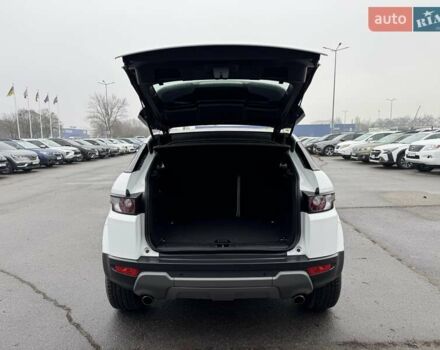 Белый Ленд Ровер Рендж Ровер Эвок, объемом двигателя 2 л и пробегом 144 тыс. км за 18500 $, фото 8 на Automoto.ua