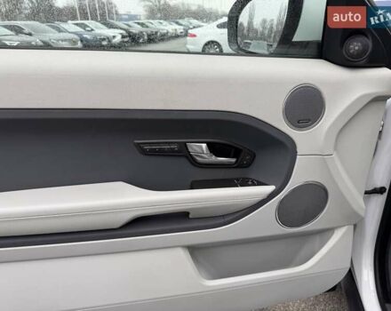 Белый Ленд Ровер Рендж Ровер Эвок, объемом двигателя 2 л и пробегом 144 тыс. км за 18500 $, фото 9 на Automoto.ua