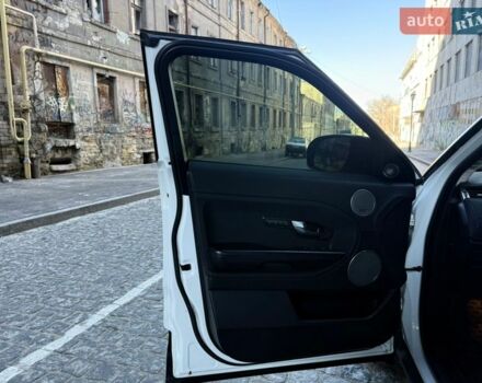 Белый Ленд Ровер Рендж Ровер Эвок, объемом двигателя 2 л и пробегом 168 тыс. км за 17400 $, фото 32 на Automoto.ua