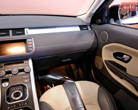 Белый Ленд Ровер Рендж Ровер Эвок, объемом двигателя 2.18 л и пробегом 180 тыс. км за 14900 $, фото 47 на Automoto.ua