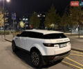 Білий Ленд Ровер Рендж Ровер Евок, об'ємом двигуна 2.18 л та пробігом 135 тис. км за 19900 $, фото 2 на Automoto.ua