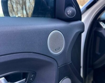 Белый Ленд Ровер Рендж Ровер Эвок, объемом двигателя 2 л и пробегом 179 тыс. км за 12700 $, фото 37 на Automoto.ua