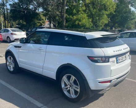 Білий Ленд Ровер Рендж Ровер Евок, об'ємом двигуна 2.18 л та пробігом 220 тис. км за 18000 $, фото 1 на Automoto.ua