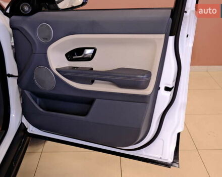 Белый Ленд Ровер Рендж Ровер Эвок, объемом двигателя 2.18 л и пробегом 180 тыс. км за 14900 $, фото 41 на Automoto.ua