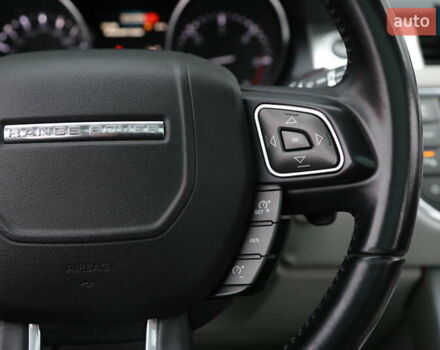 Белый Ленд Ровер Рендж Ровер Эвок, объемом двигателя 2.18 л и пробегом 202 тыс. км за 18000 $, фото 17 на Automoto.ua
