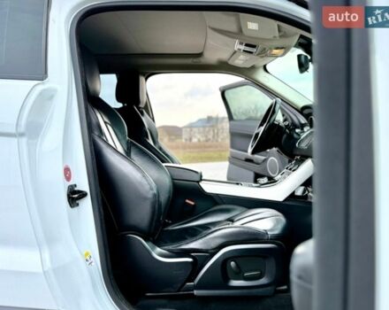 Білий Ленд Ровер Рендж Ровер Евок, об'ємом двигуна 2 л та пробігом 179 тис. км за 12500 $, фото 52 на Automoto.ua