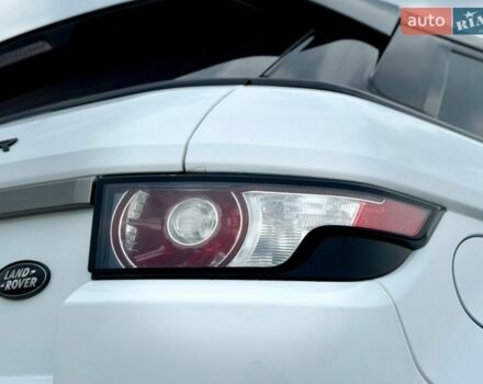Білий Ленд Ровер Рендж Ровер Евок, об'ємом двигуна 2 л та пробігом 179 тис. км за 12500 $, фото 34 на Automoto.ua