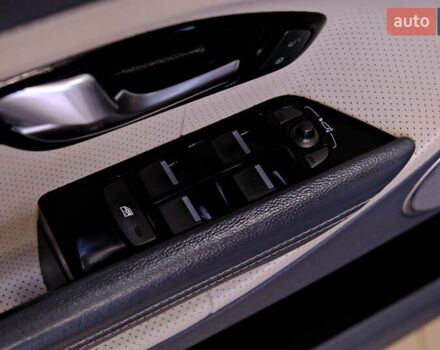 Белый Ленд Ровер Рендж Ровер Эвок, объемом двигателя 2.18 л и пробегом 180 тыс. км за 14900 $, фото 16 на Automoto.ua