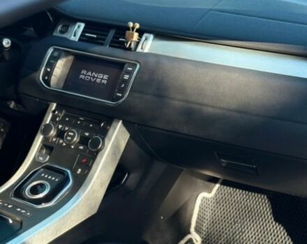 Белый Ленд Ровер Рендж Ровер Эвок, объемом двигателя 2 л и пробегом 179 тыс. км за 12700 $, фото 27 на Automoto.ua