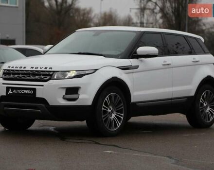 Белый Ленд Ровер Рендж Ровер Эвок, объемом двигателя 2.18 л и пробегом 202 тыс. км за 18000 $, фото 2 на Automoto.ua
