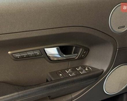 Белый Ленд Ровер Рендж Ровер Эвок, объемом двигателя 2 л и пробегом 142 тыс. км за 13750 $, фото 13 на Automoto.ua