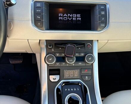 Белый Ленд Ровер Рендж Ровер Эвок, объемом двигателя 2 л и пробегом 135 тыс. км за 17000 $, фото 5 на Automoto.ua