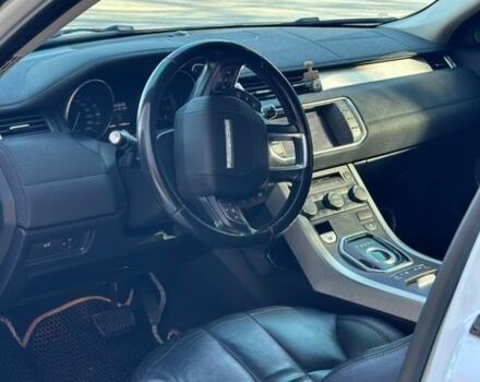 Белый Ленд Ровер Рендж Ровер Эвок, объемом двигателя 2 л и пробегом 179 тыс. км за 12700 $, фото 18 на Automoto.ua