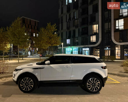 Білий Ленд Ровер Рендж Ровер Евок, об'ємом двигуна 2.18 л та пробігом 135 тис. км за 19900 $, фото 7 на Automoto.ua
