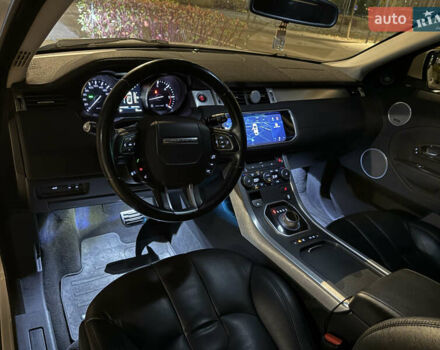 Білий Ленд Ровер Рендж Ровер Евок, об'ємом двигуна 2.18 л та пробігом 135 тис. км за 19900 $, фото 26 на Automoto.ua
