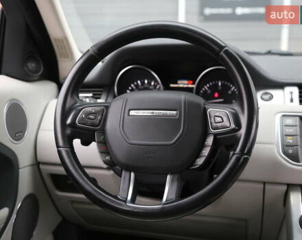 Белый Ленд Ровер Рендж Ровер Эвок, объемом двигателя 2.18 л и пробегом 202 тыс. км за 18000 $, фото 15 на Automoto.ua