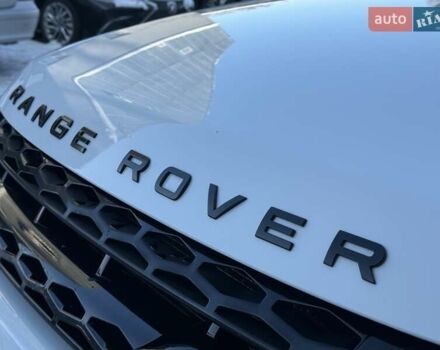 Білий Ленд Ровер Рендж Ровер Евок, об'ємом двигуна 2.18 л та пробігом 198 тис. км за 16500 $, фото 9 на Automoto.ua