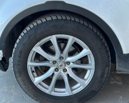 Белый Ленд Ровер Рендж Ровер Эвок, объемом двигателя 2 л и пробегом 179 тыс. км за 12700 $, фото 15 на Automoto.ua