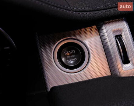 Белый Ленд Ровер Рендж Ровер Эвок, объемом двигателя 2.18 л и пробегом 180 тыс. км за 14900 $, фото 28 на Automoto.ua