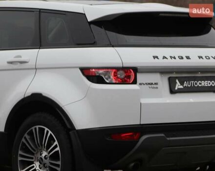 Белый Ленд Ровер Рендж Ровер Эвок, объемом двигателя 2.18 л и пробегом 202 тыс. км за 18000 $, фото 7 на Automoto.ua