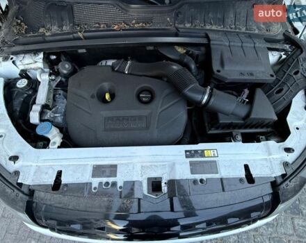 Белый Ленд Ровер Рендж Ровер Эвок, объемом двигателя 2 л и пробегом 168 тыс. км за 17400 $, фото 83 на Automoto.ua