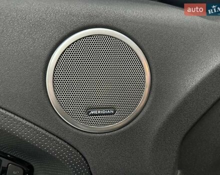 Білий Ленд Ровер Рендж Ровер Евок, об'ємом двигуна 2.18 л та пробігом 112 тис. км за 19999 $, фото 11 на Automoto.ua