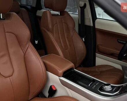 Білий Ленд Ровер Рендж Ровер Евок, об'ємом двигуна 2 л та пробігом 231 тис. км за 16990 $, фото 52 на Automoto.ua