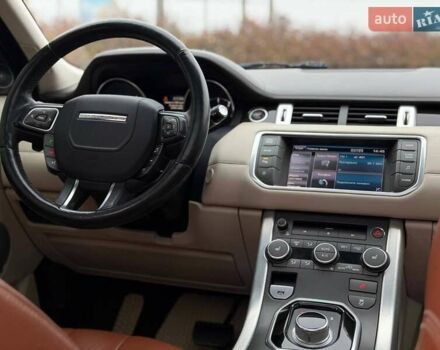 Білий Ленд Ровер Рендж Ровер Евок, об'ємом двигуна 2 л та пробігом 125 тис. км за 14800 $, фото 44 на Automoto.ua