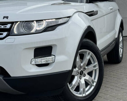 Белый Ленд Ровер Рендж Ровер Эвок, объемом двигателя 2.18 л и пробегом 247 тыс. км за 15300 $, фото 7 на Automoto.ua