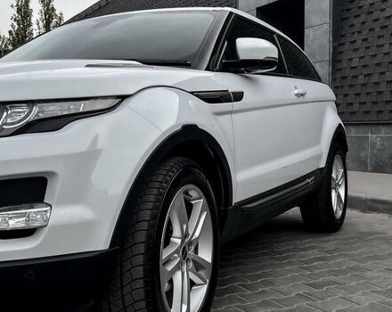 Білий Ленд Ровер Рендж Ровер Евок, об'ємом двигуна 2.2 л та пробігом 190 тис. км за 19800 $, фото 1 на Automoto.ua