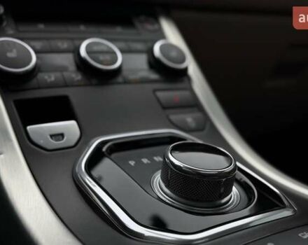 Білий Ленд Ровер Рендж Ровер Евок, об'ємом двигуна 2 л та пробігом 231 тис. км за 16990 $, фото 35 на Automoto.ua