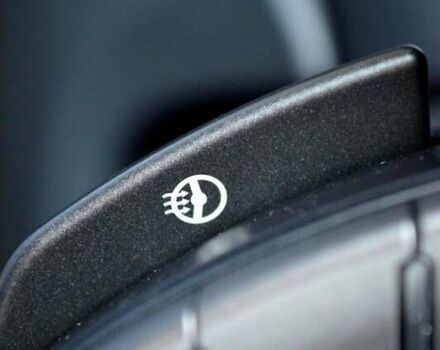 Белый Ленд Ровер Рендж Ровер Эвок, объемом двигателя 2 л и пробегом 175 тыс. км за 14900 $, фото 27 на Automoto.ua