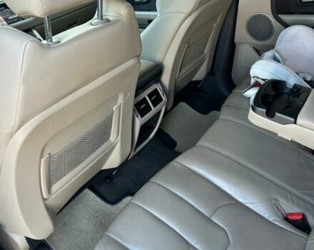 Белый Ленд Ровер Рендж Ровер Эвок, объемом двигателя 2 л и пробегом 183 тыс. км за 11800 $, фото 30 на Automoto.ua