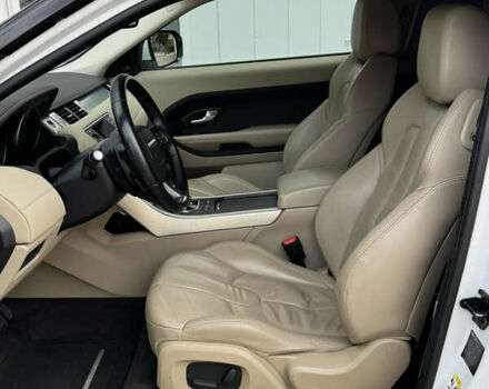 Белый Ленд Ровер Рендж Ровер Эвок, объемом двигателя 2.18 л и пробегом 247 тыс. км за 15300 $, фото 16 на Automoto.ua