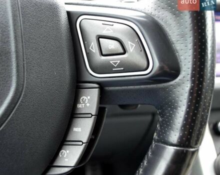 Белый Ленд Ровер Рендж Ровер Эвок, объемом двигателя 2 л и пробегом 175 тыс. км за 14900 $, фото 29 на Automoto.ua