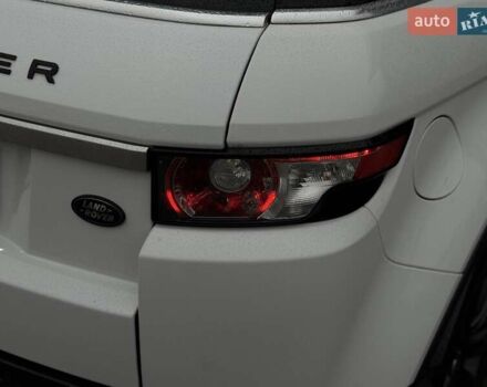 Білий Ленд Ровер Рендж Ровер Евок, об'ємом двигуна 2 л та пробігом 231 тис. км за 16990 $, фото 17 на Automoto.ua
