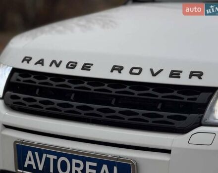 Білий Ленд Ровер Рендж Ровер Евок, об'ємом двигуна 2 л та пробігом 125 тис. км за 14800 $, фото 7 на Automoto.ua