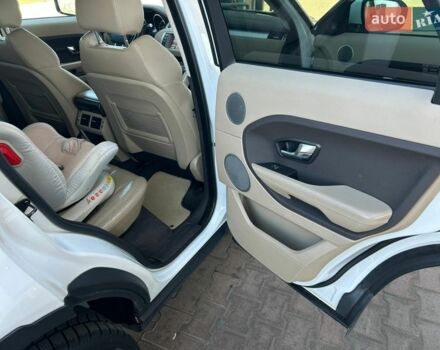 Белый Ленд Ровер Рендж Ровер Эвок, объемом двигателя 2 л и пробегом 183 тыс. км за 11800 $, фото 33 на Automoto.ua