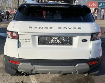 Білий Ленд Ровер Рендж Ровер Евок, об'ємом двигуна 2.18 л та пробігом 130 тис. км за 17999 $, фото 4 на Automoto.ua