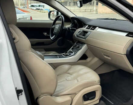 Белый Ленд Ровер Рендж Ровер Эвок, объемом двигателя 2.18 л и пробегом 247 тыс. км за 15300 $, фото 21 на Automoto.ua