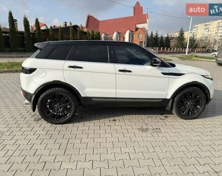Білий Ленд Ровер Рендж Ровер Евок, об'ємом двигуна 2 л та пробігом 172 тис. км за 18200 $, фото 4 на Automoto.ua